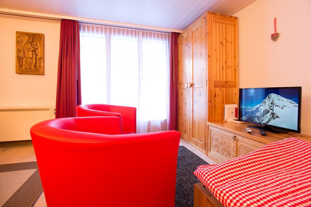 Mom - Alpine Boutique Apartments, Grindelwald Gletscher, Eiger View Terrace Studio Quarto foto